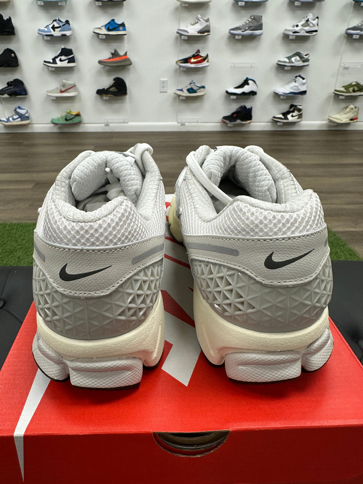 Nike Zoom Vomero 5 Platinum Tint