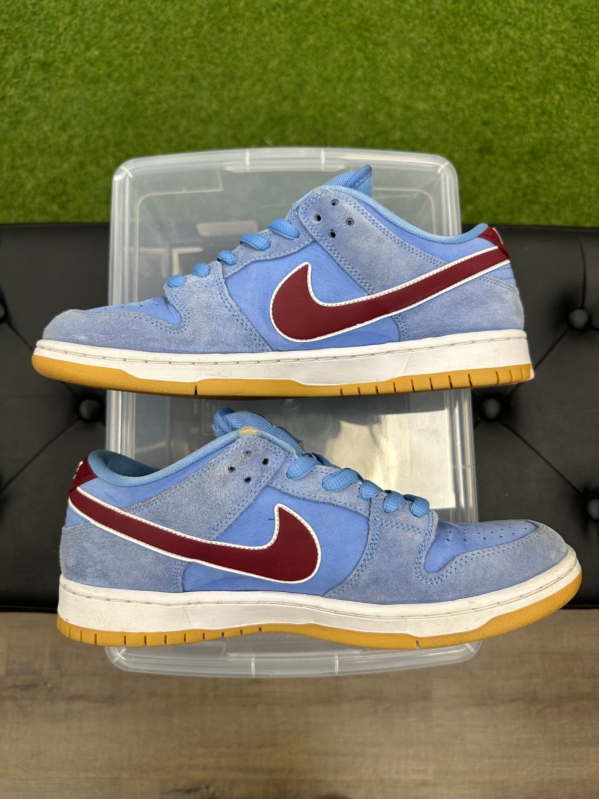 Nike SB Dunk Low Philadelphia Phillies