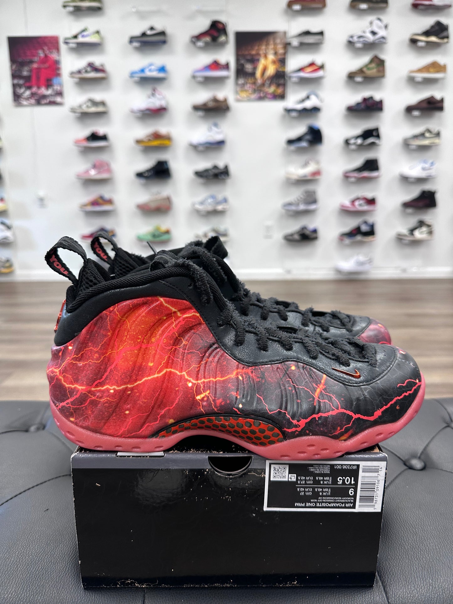 Nike Air Foamposite One Stranger Things - Size 9