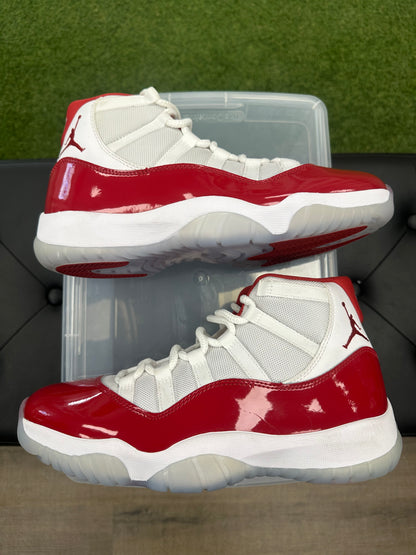 Jordan 11 Retro Cherry (2022) - Size 9 (U)