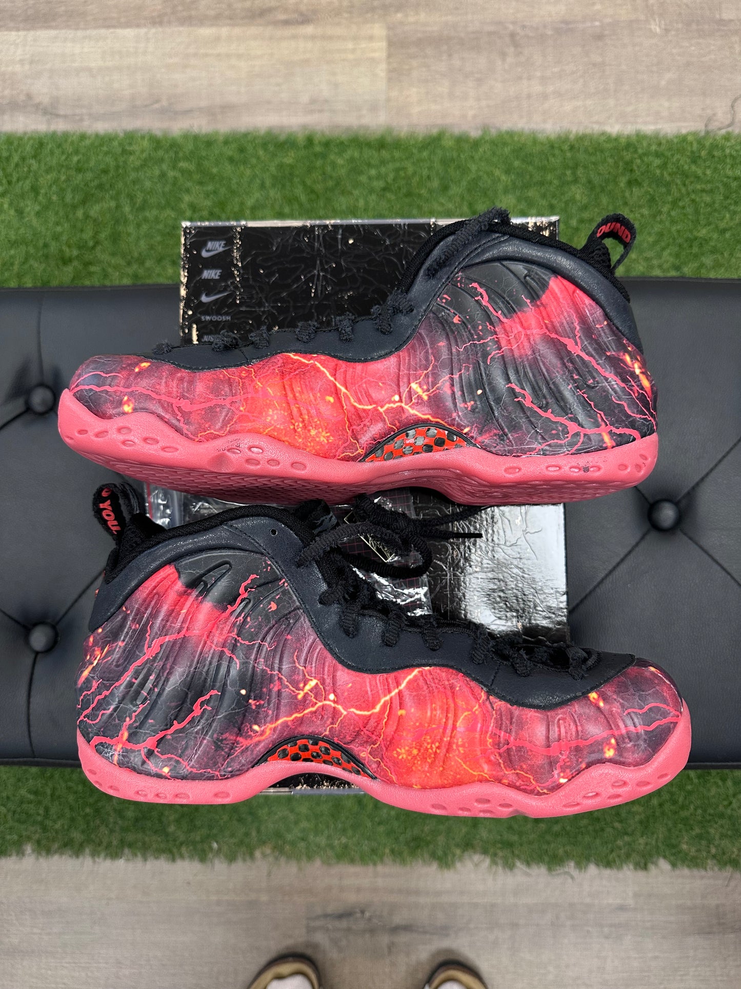 Nike Air Foamposite One Stranger Things - Size 9