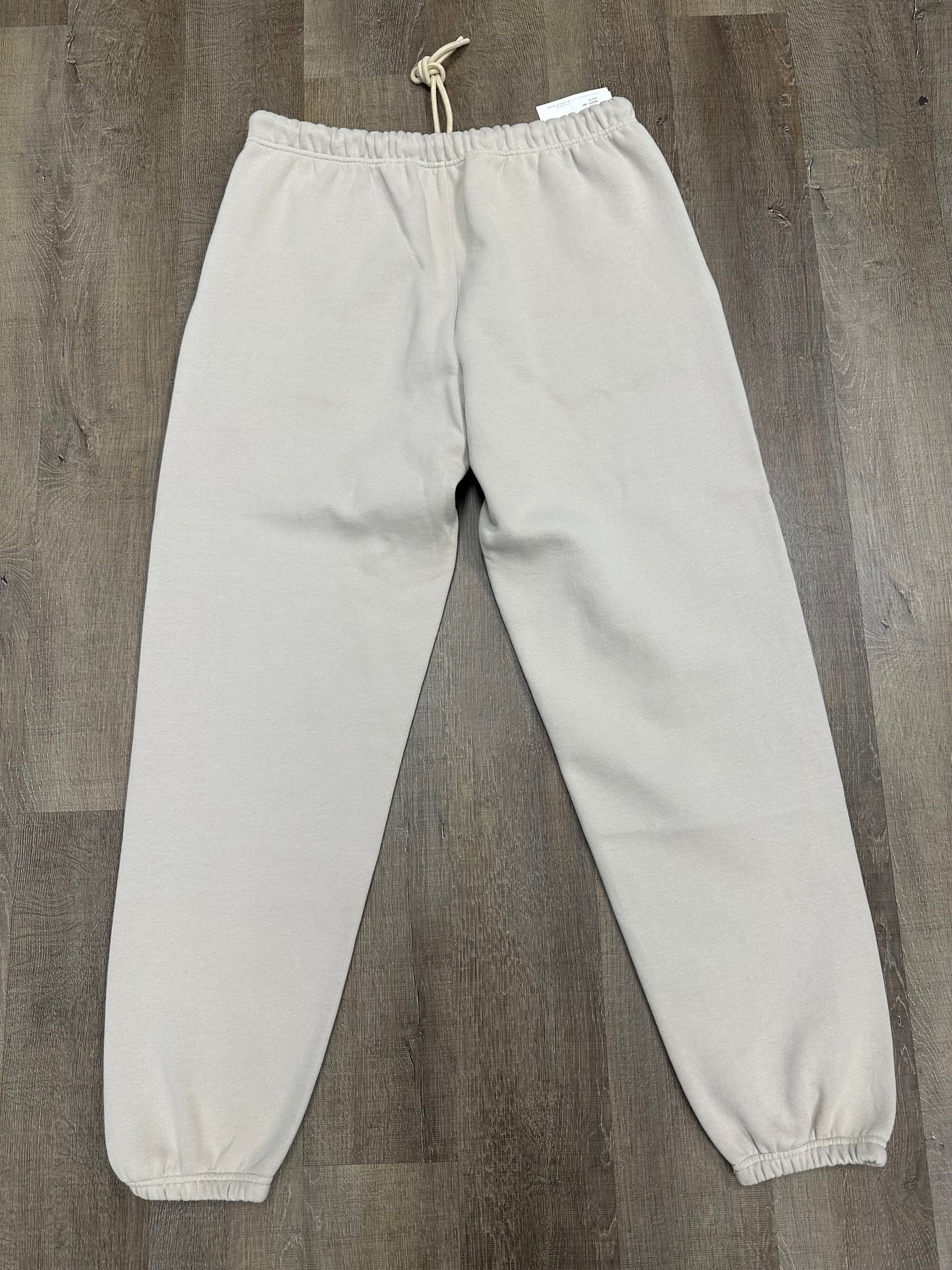 Fear of God Essentials Sweatpants Silver Cloud - Mens