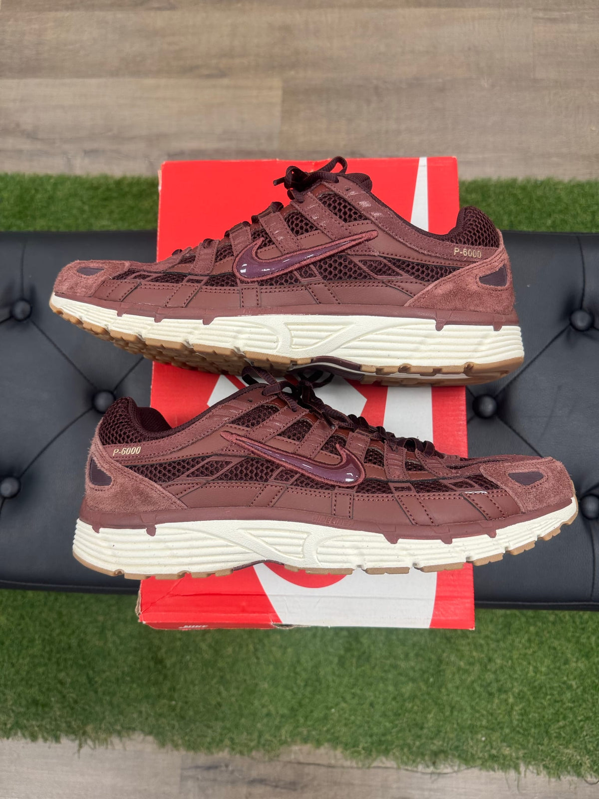 Nike P-6000 SE Dark Pony Metallic Gold