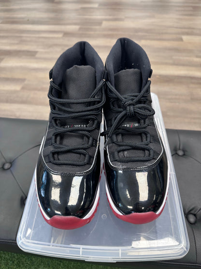 Jordan 11 Retro Playoffs Bred (2019)