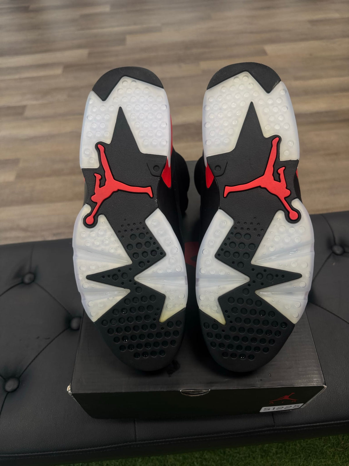 Jordan 6 Retro Black Infrared (2019)