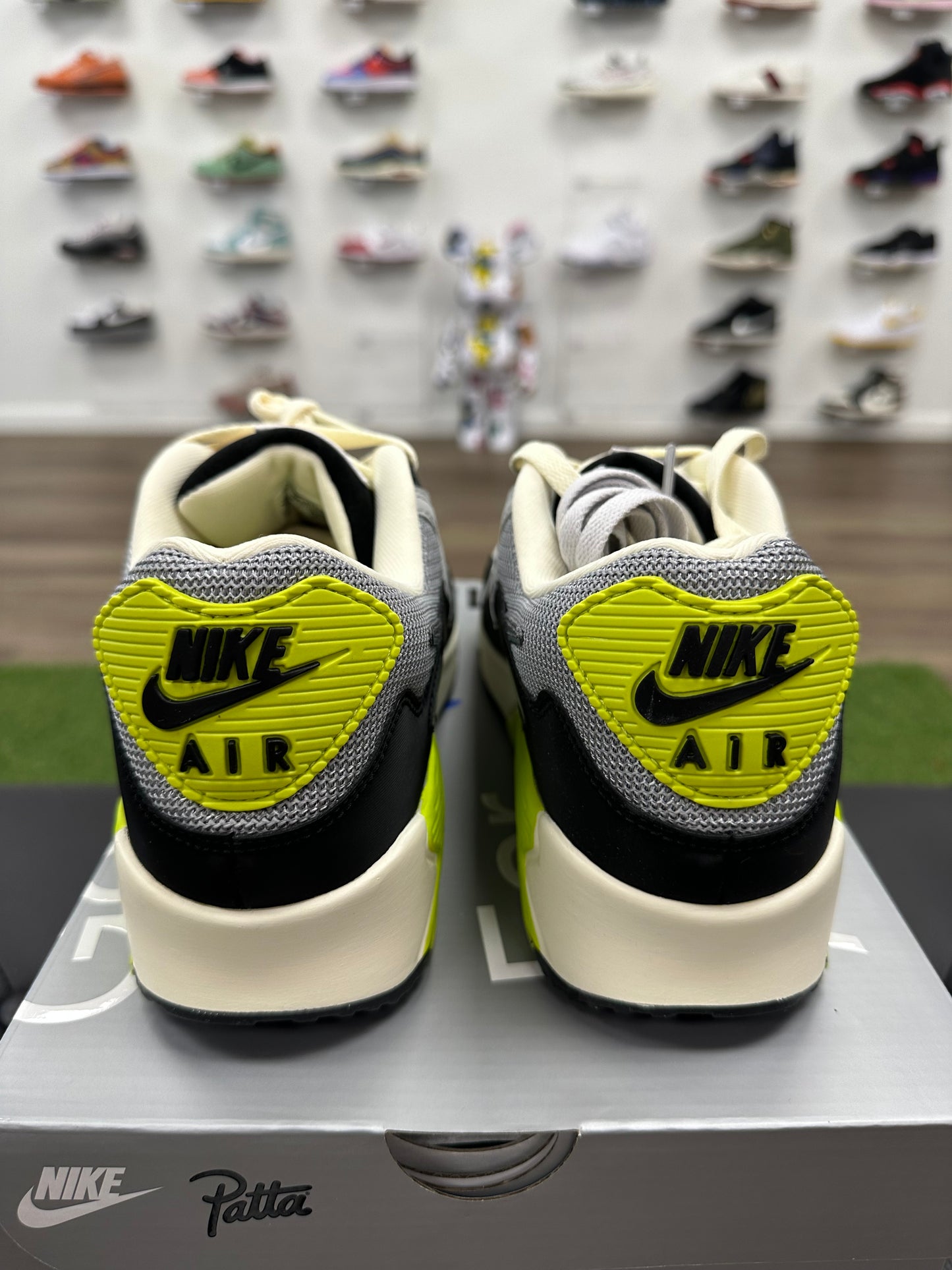 Nike Air Max 90 SP Patta Waves Cyber - Size 9
