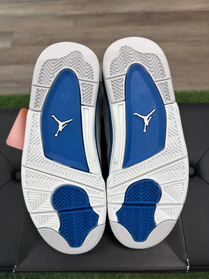 Jordan 4 Retro Military Blue (2024) (GS) - Size 6Y