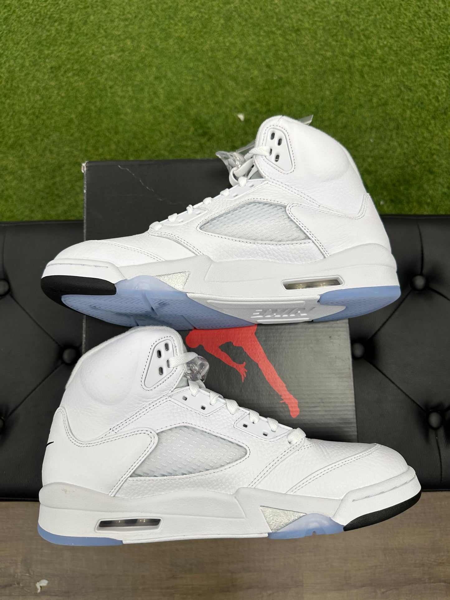 Jordan 5 Retro White Metallic (2026) - Size 11
