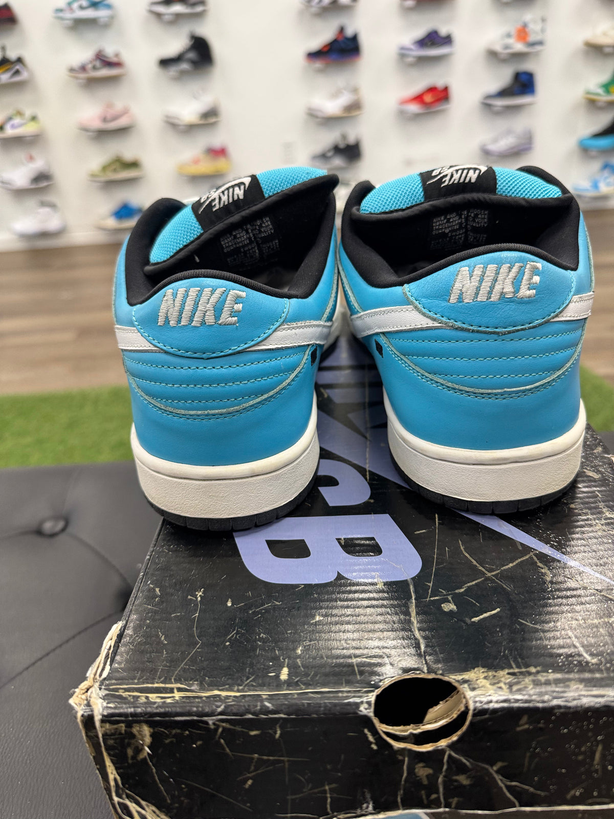 Nike SB Dunk Low Tokyo Blue Taxi