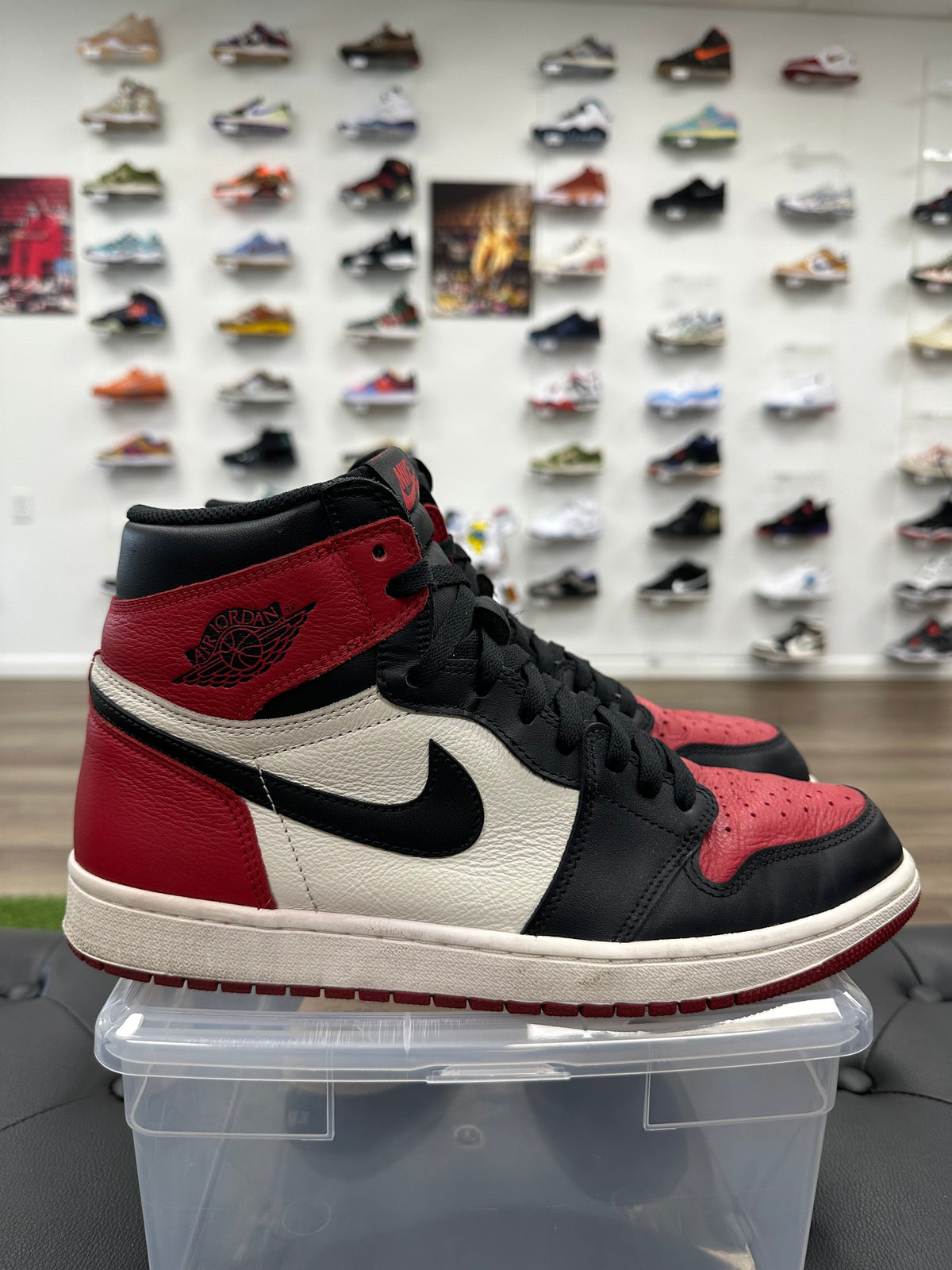 Jordan 1 Retro High Bred Toe