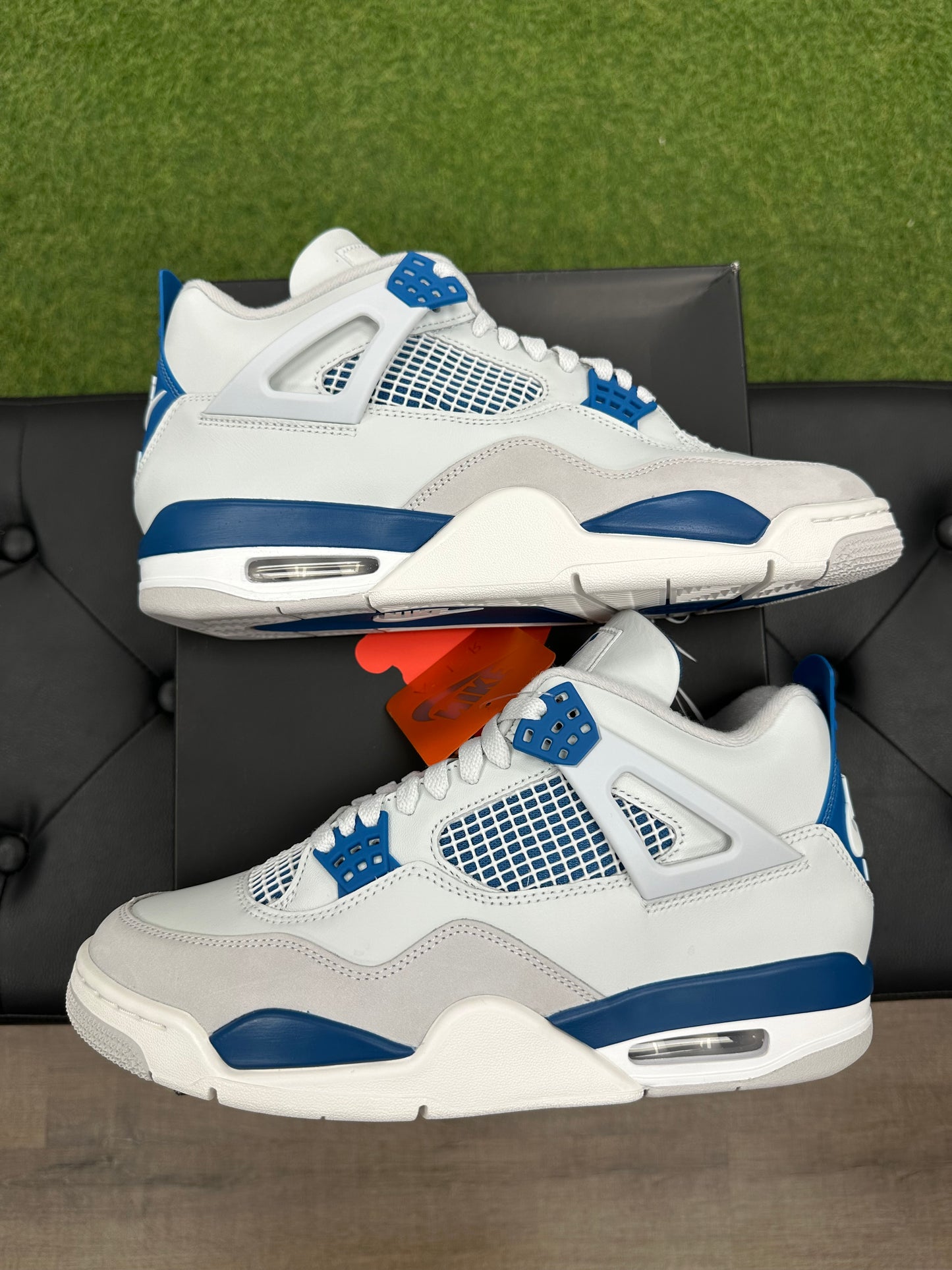 Jordan 4 Military Blue (2024) - Size 9.5
