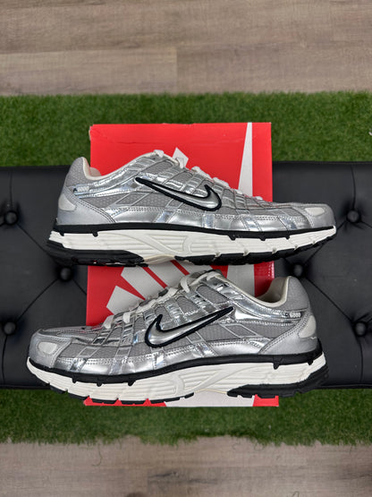 Nike P-6000 Metallic Silver - Size 12.5 (U)