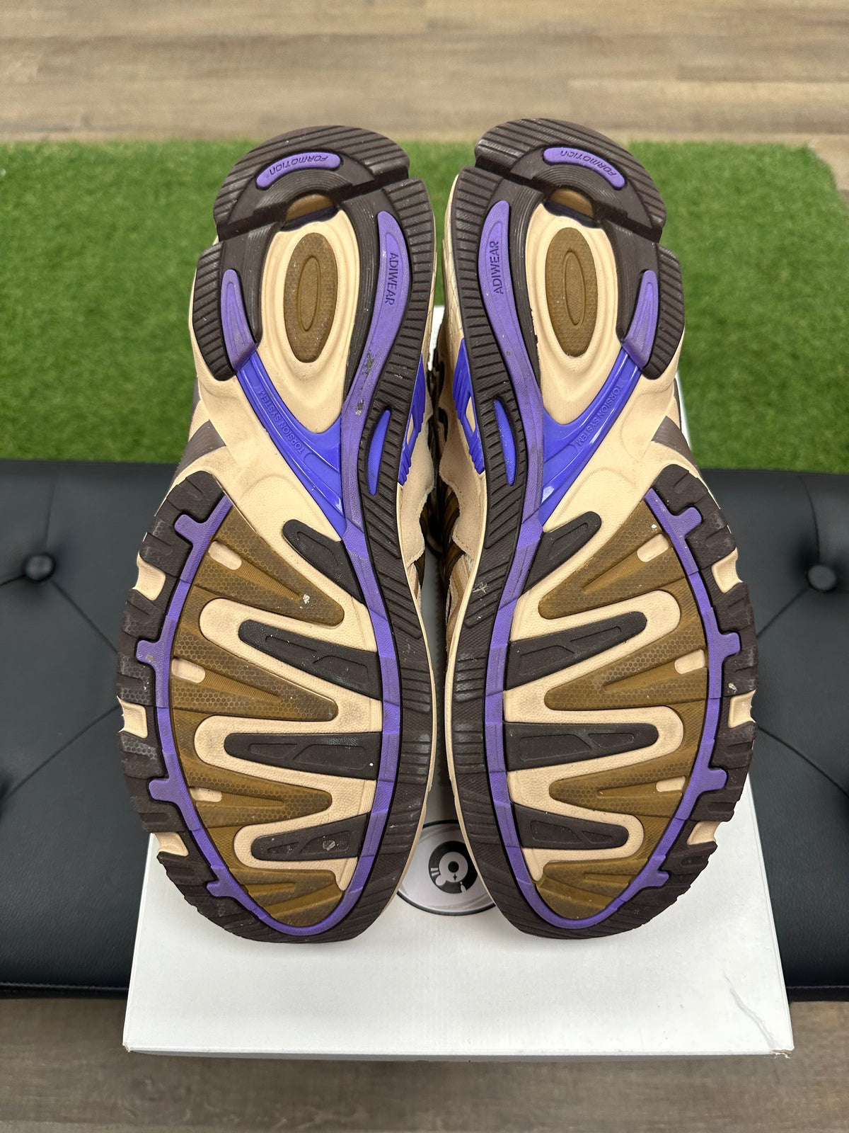 adidas Response CL Bad Bunny Paso Fino