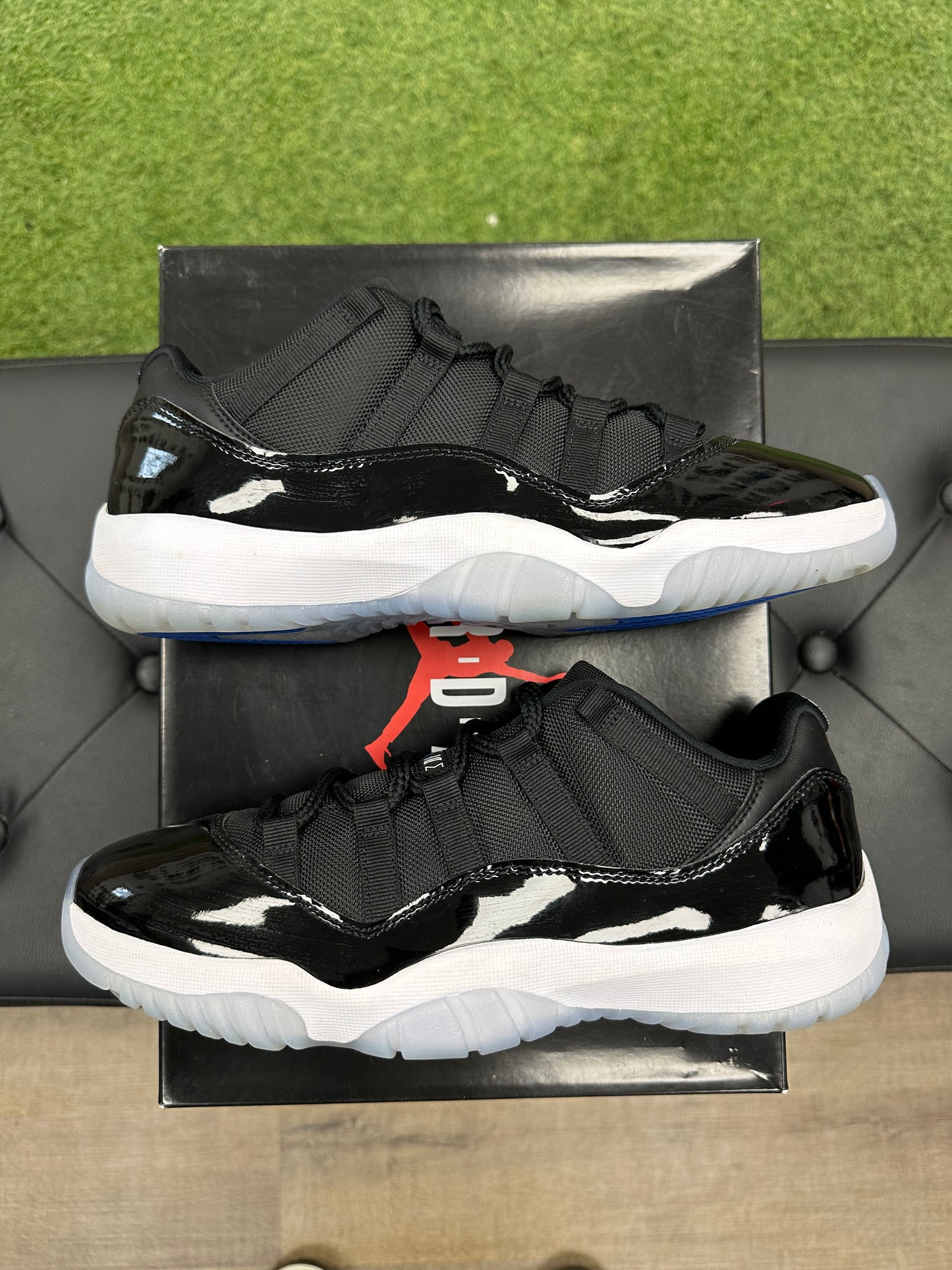 Jordan 11 Retro Low Space Jam - Size 9.5 (U)
