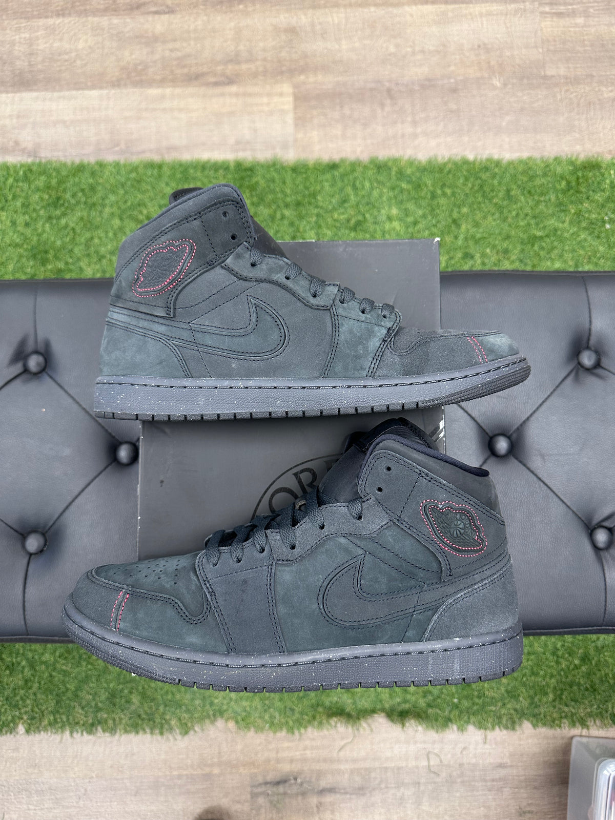Jordan 1 Mid SE Craft Dark Smoke Red - Size 11.5 (U)
