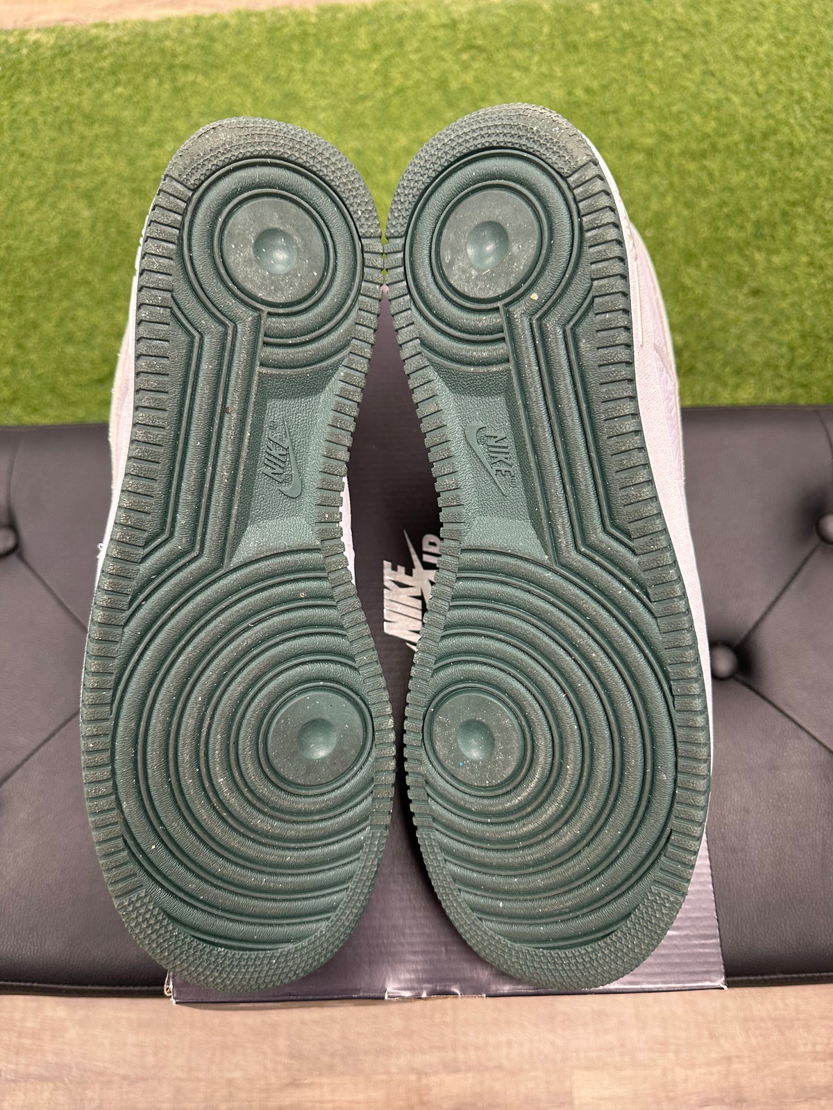 Nike Air Force 1 Low '07 LV8 Vintage Green