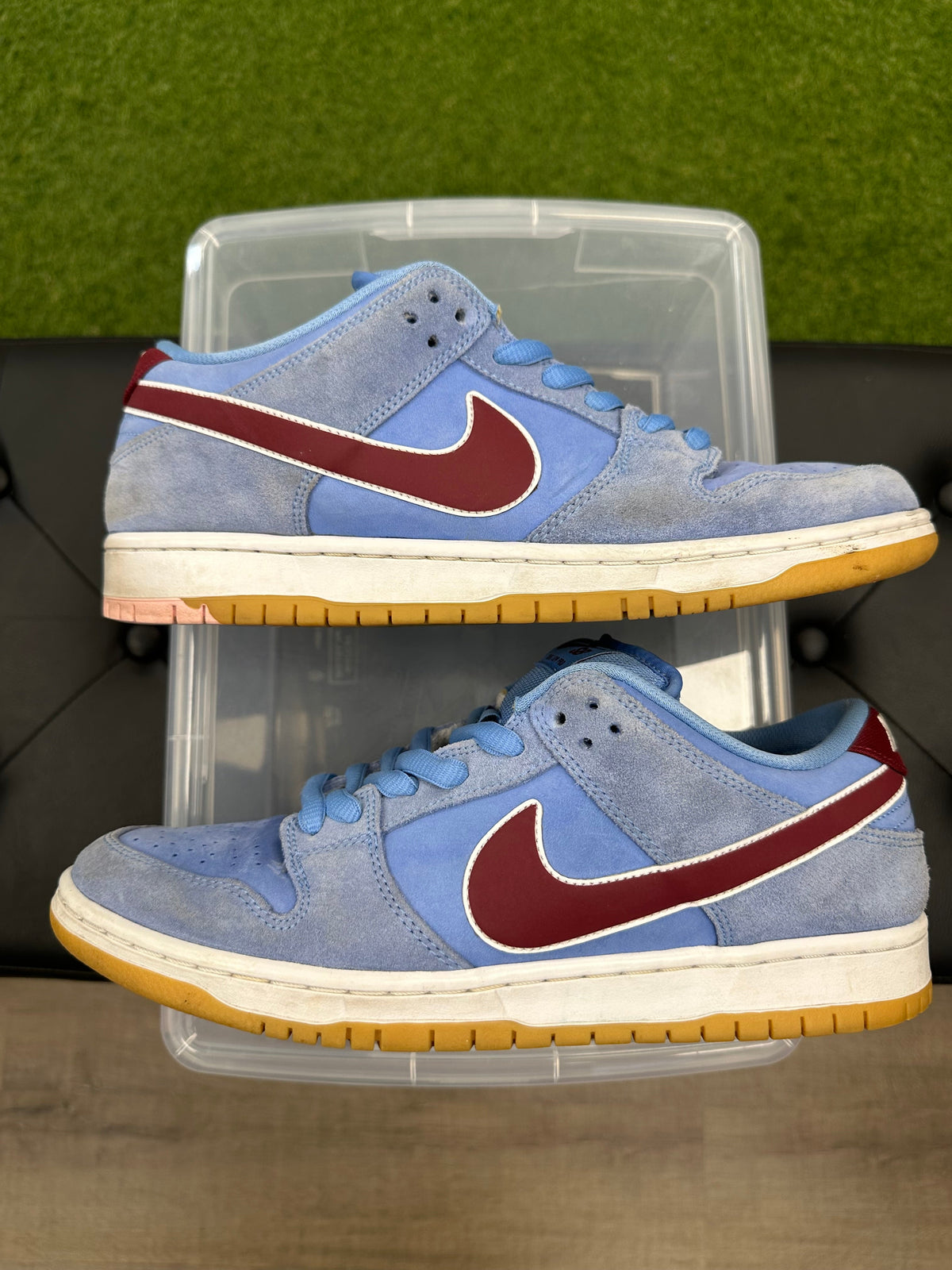 Nike SB Dunk Low Philadelphia Phillies