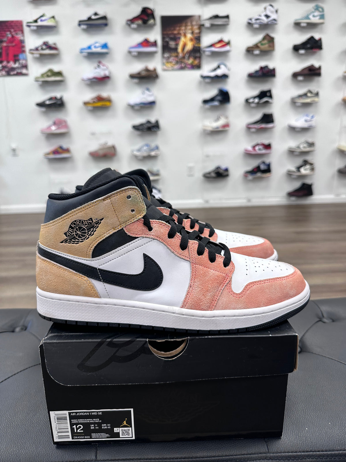 Jordan 1 Mid SE Flight Club - Size 12 (U)