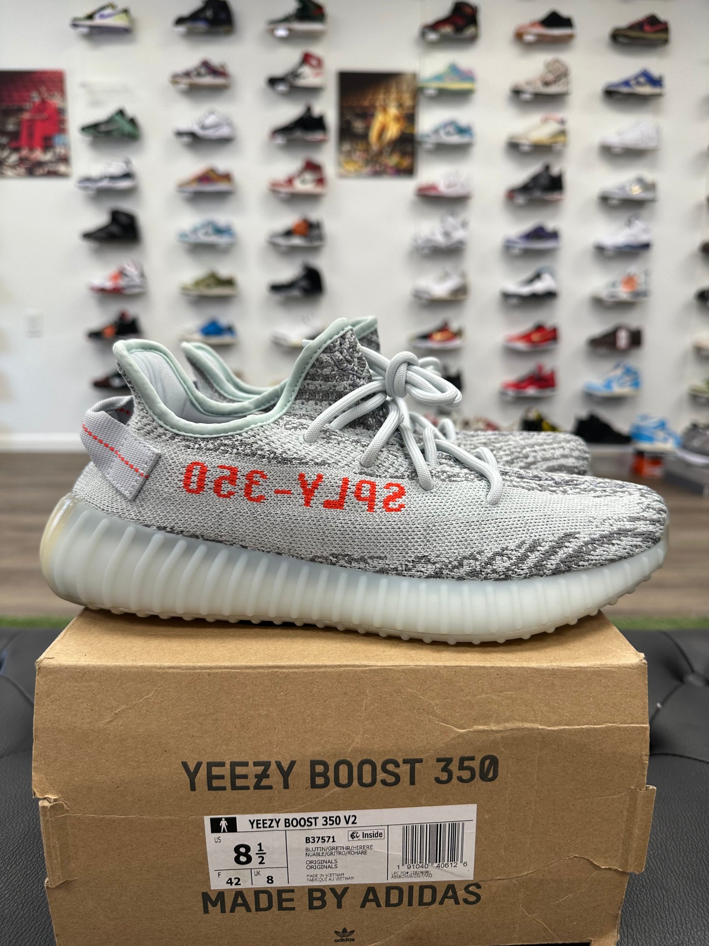 adidas Yeezy Boost 350 V2 Blue Tint - Size 8.5