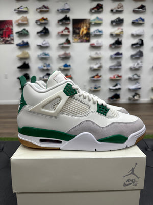 Jordan 4 Retro SB Pine Green