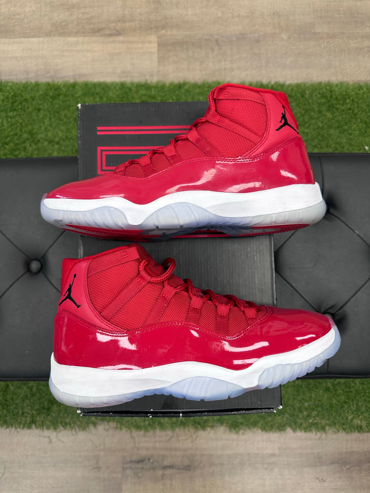 Jordan 11 Retro Win Like 96 -Size 11 (U)