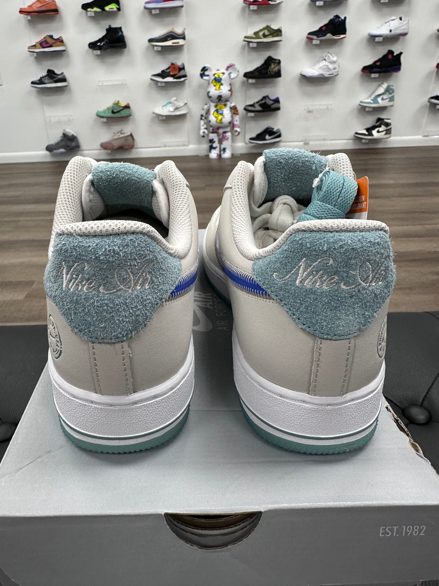 Nike Air Force 1 Low '07 Philadelphia - Size 8.5