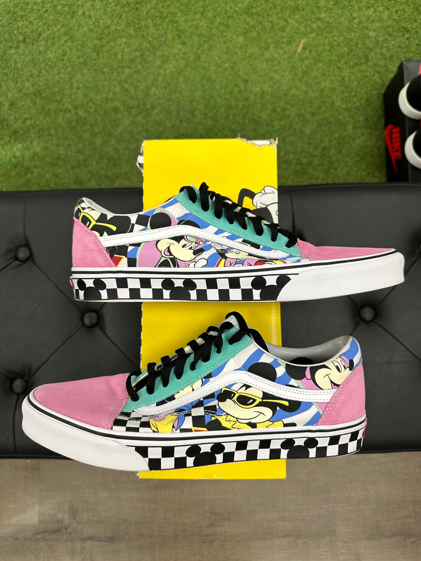 Vans Old Skool Disney 80s Mickey - Size 12 (U)