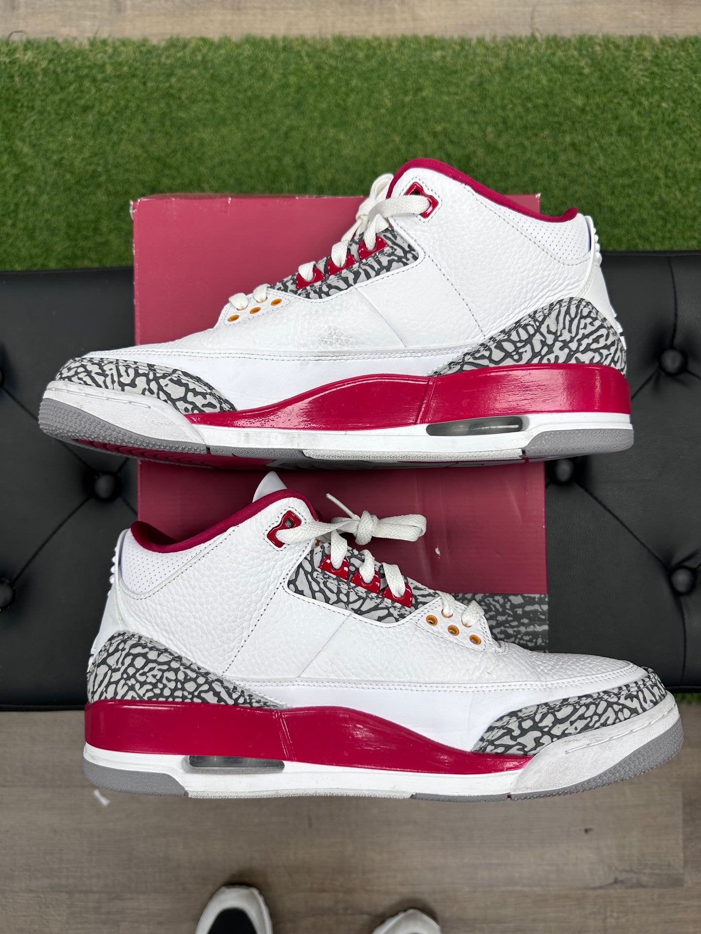 Jordan 3 Retro Cardinal Red - Size 12 (U)