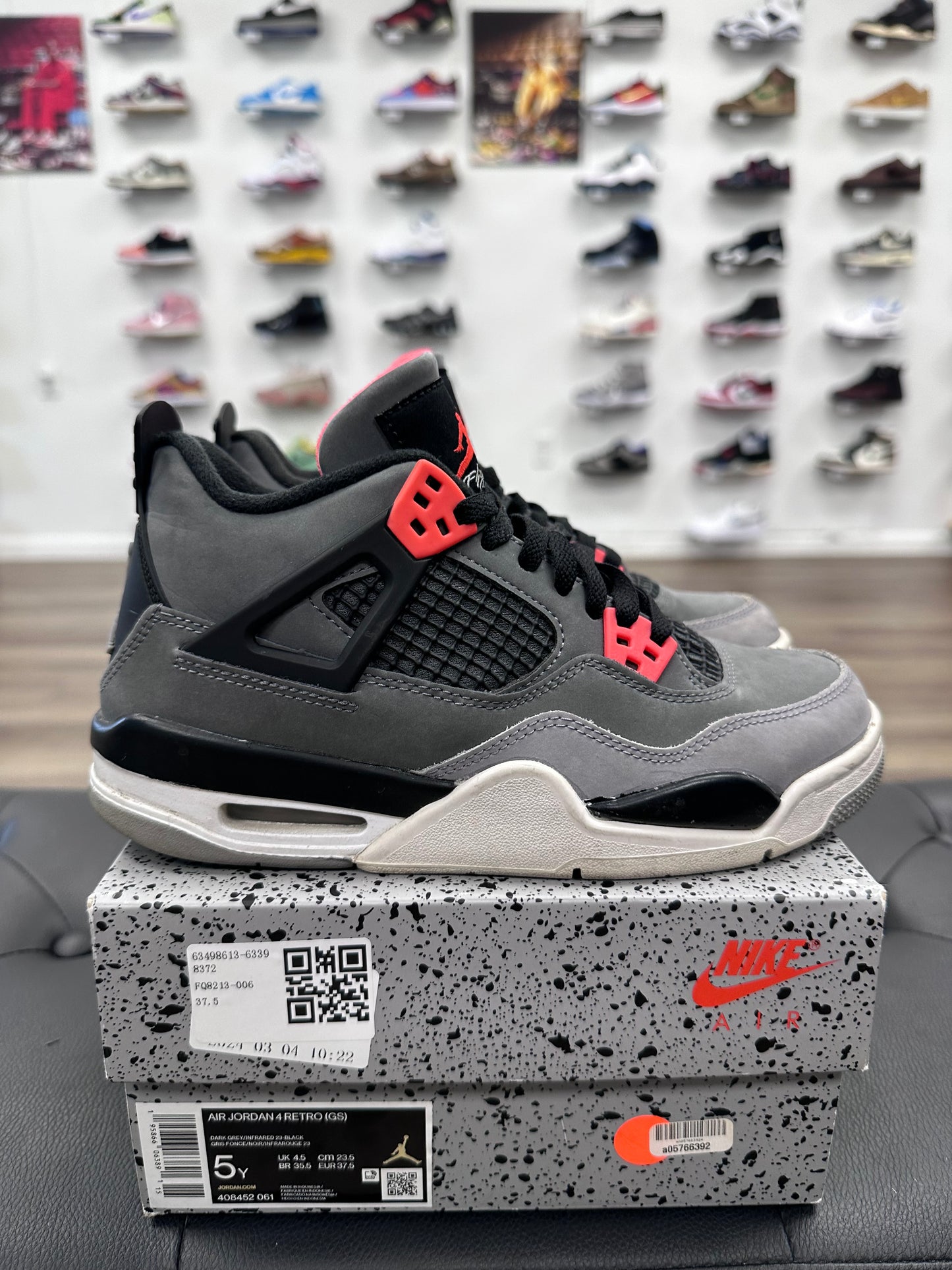 Jordan 4 Retro Infrared (GS) - Size 5Y (U)