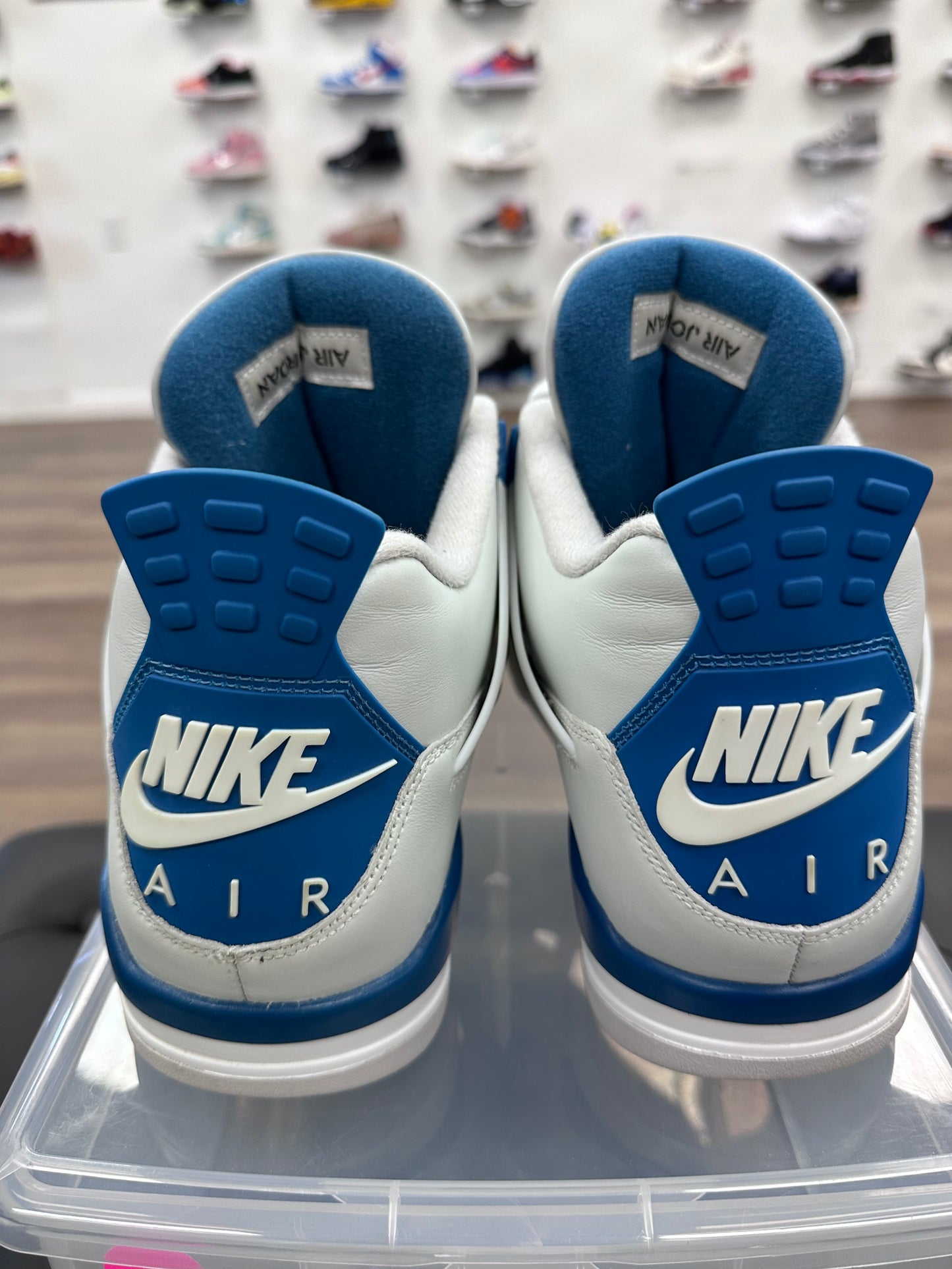 Jordan 4 Retro Military Blue (2024) - Size 13 (U)