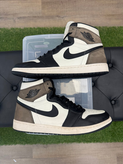 Jordan 1 Retro High Dark Mocha - Size 12 (U)