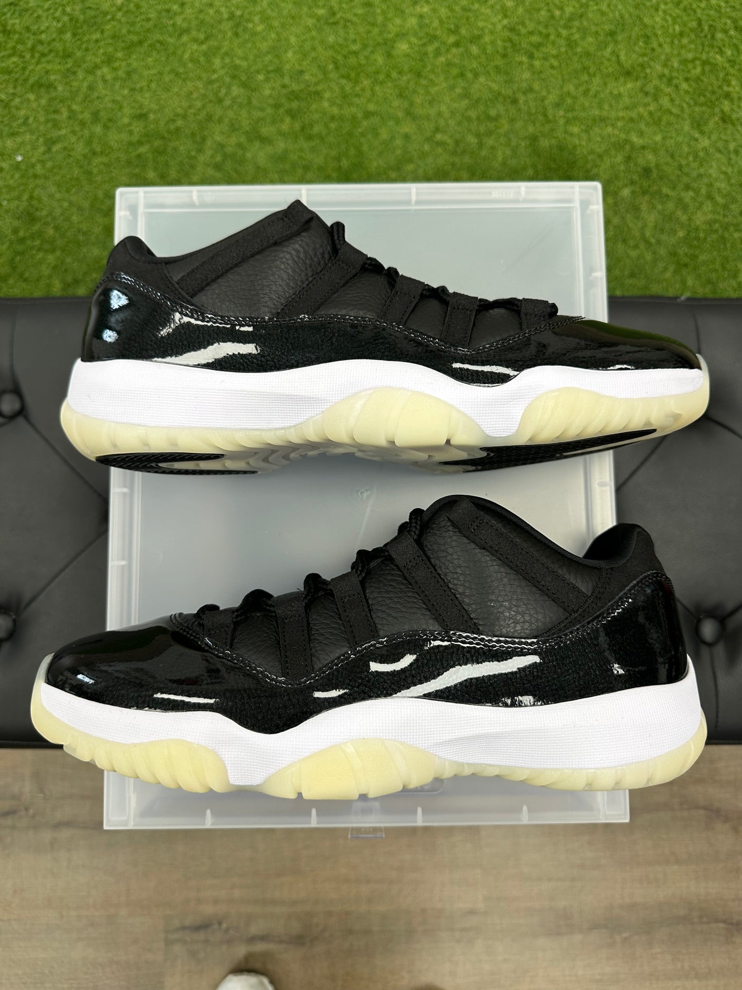 Jordan 11 Retro Low 72-10 - Size 11.5 (U)