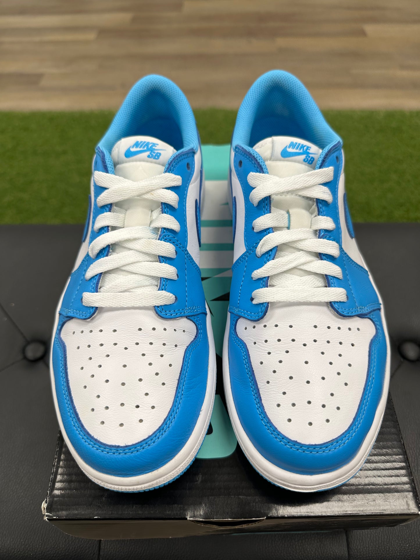 Jordan 1 Low SB UNC - Size 8.5 (U)