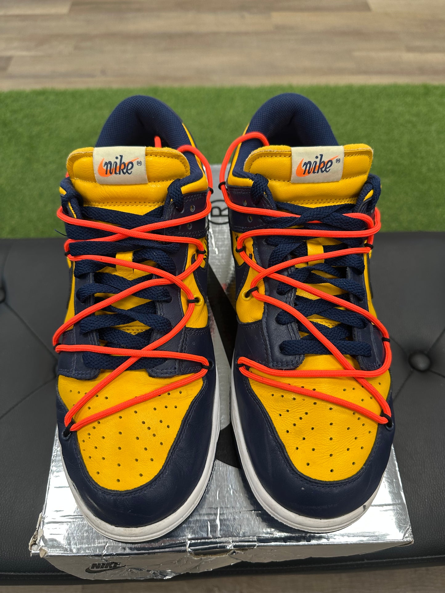 Nike Dunk Low Off-White University Gold - Size 10 (U)