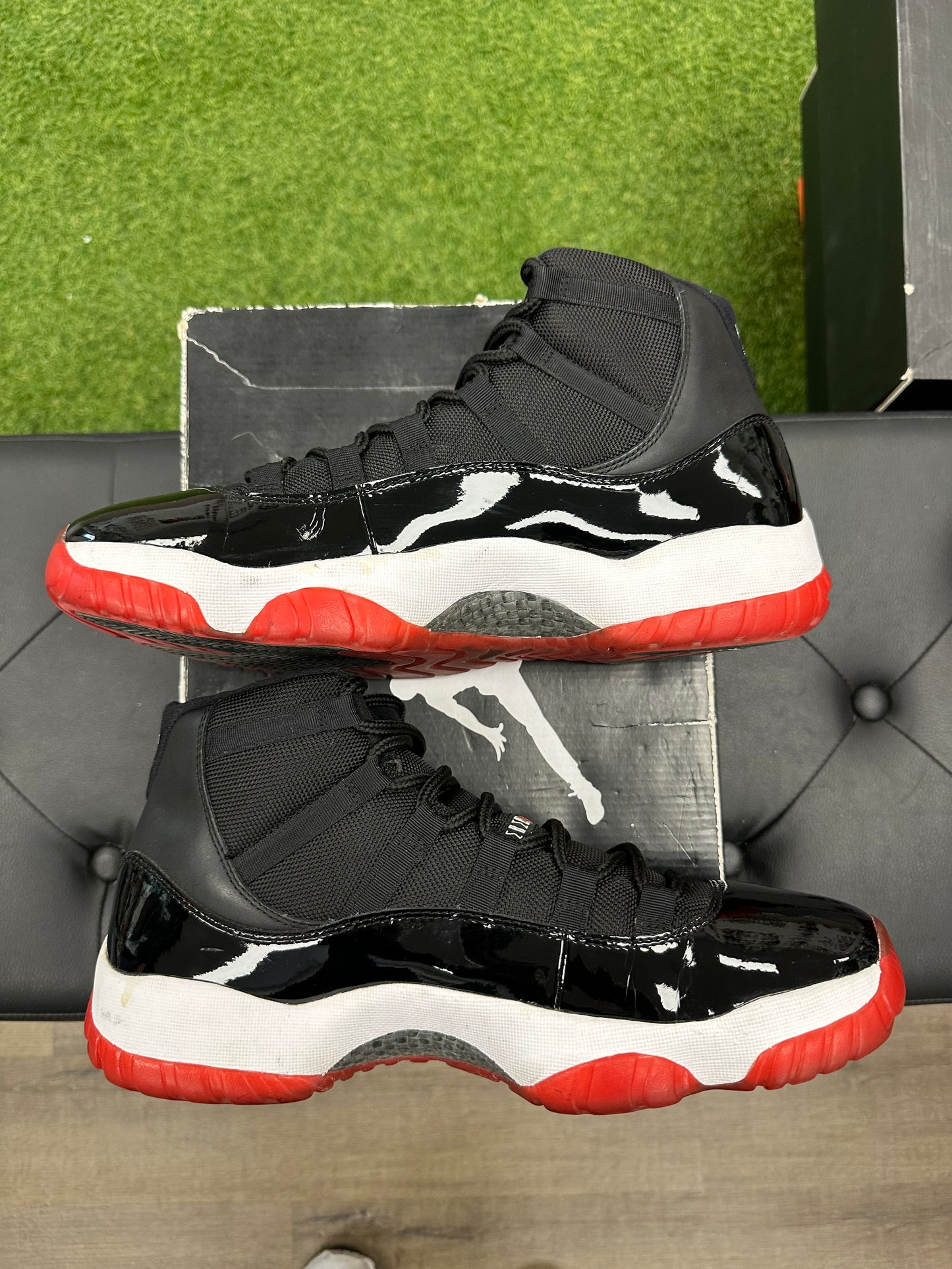 Jordan 11 Retro Playoffs (2012) - Size 12 (U)