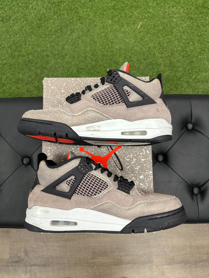 Jordan 4 Retro Taupe Haze - Size 9 (U)