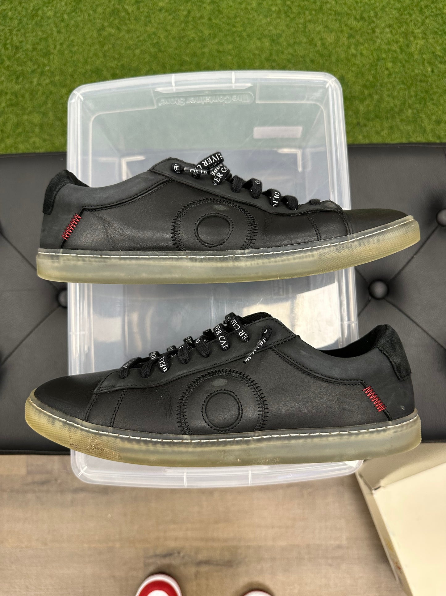 Oliver Carbell Black Ghost - Size 9 (U)