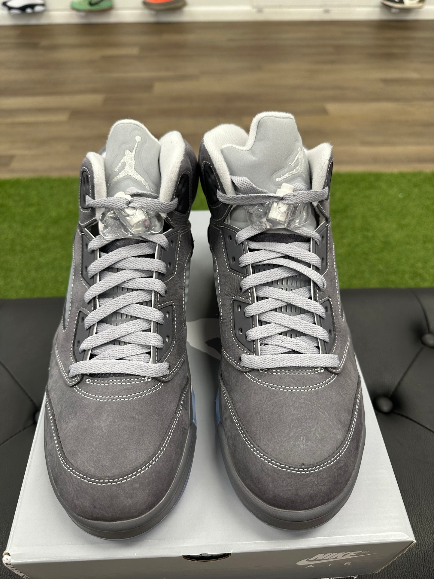 Jordan 5 Retro Wolf Grey (2026) - Size 10 (2)