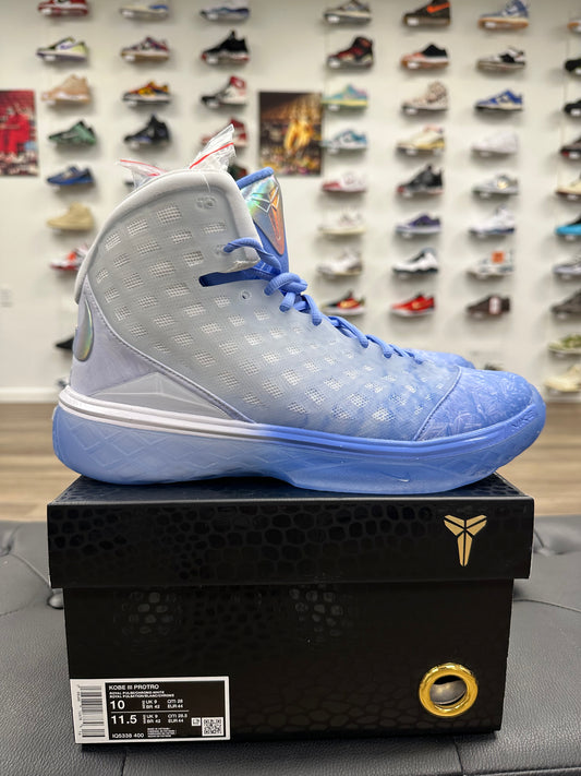 Nike Kobe 3 Protro Christmas - Size 10