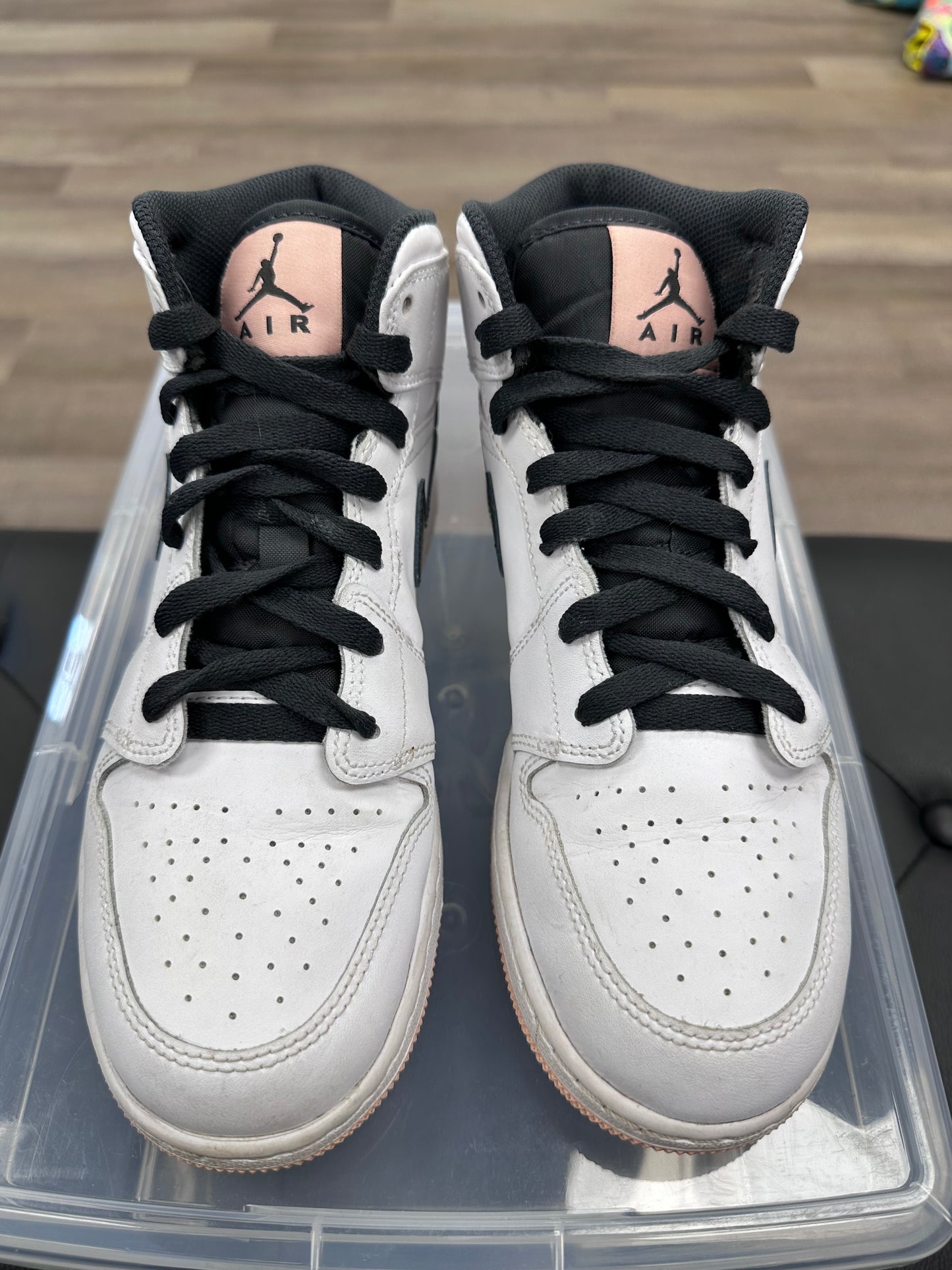 Jordan 1 Mid Arctic Orange (GS) - Size 7Y (U)