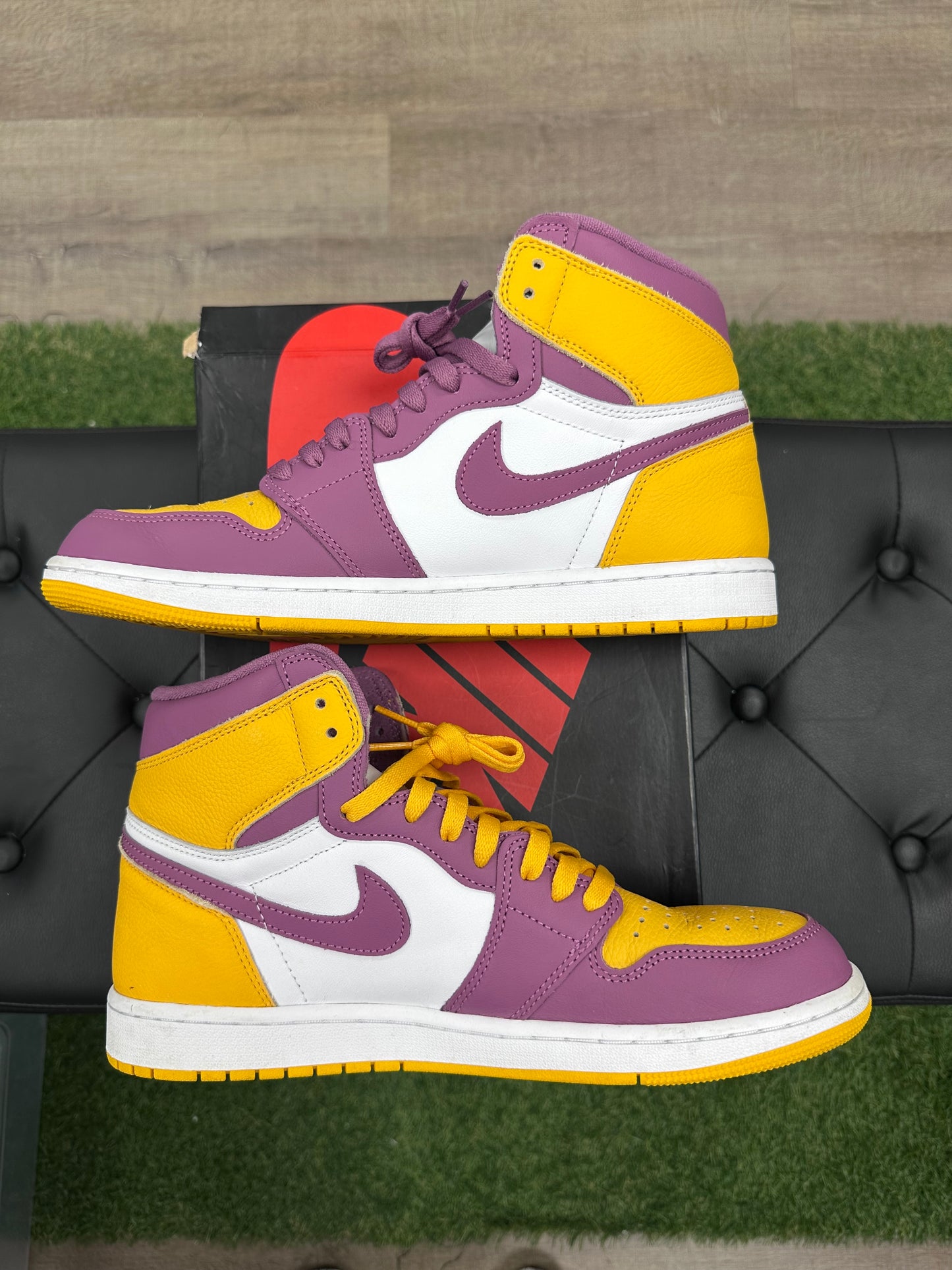 Jordan 1 Retro High OG Brotherhood - Size 11.5 (U)