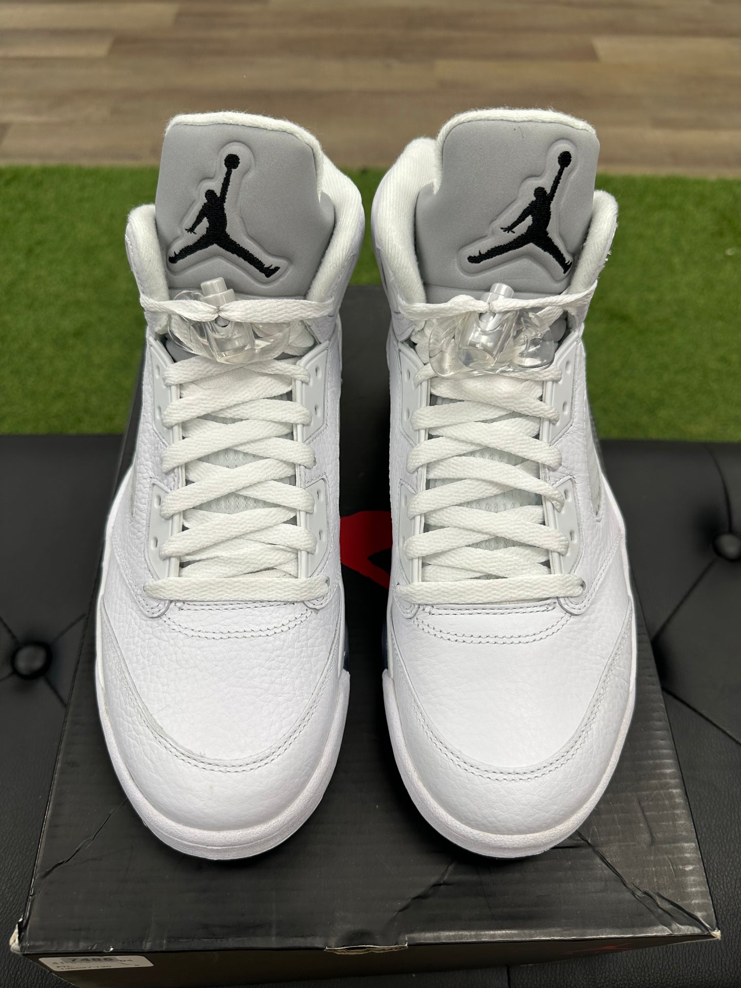 Jordan 5 Retro Metallic White (2015) - Size 9