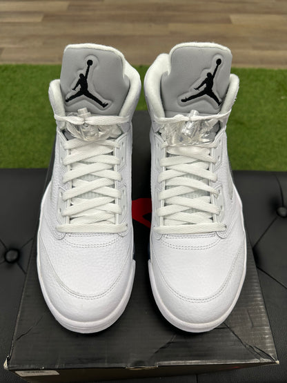 Jordan 5 Retro Metallic White (2015) - Size 9