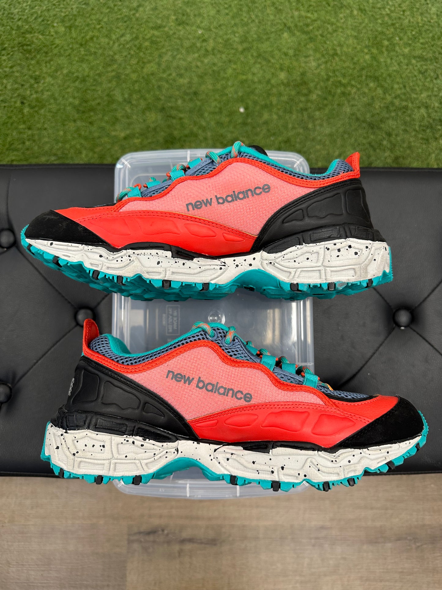 New Balance 801 Black Coral - Size 8.5 (U)