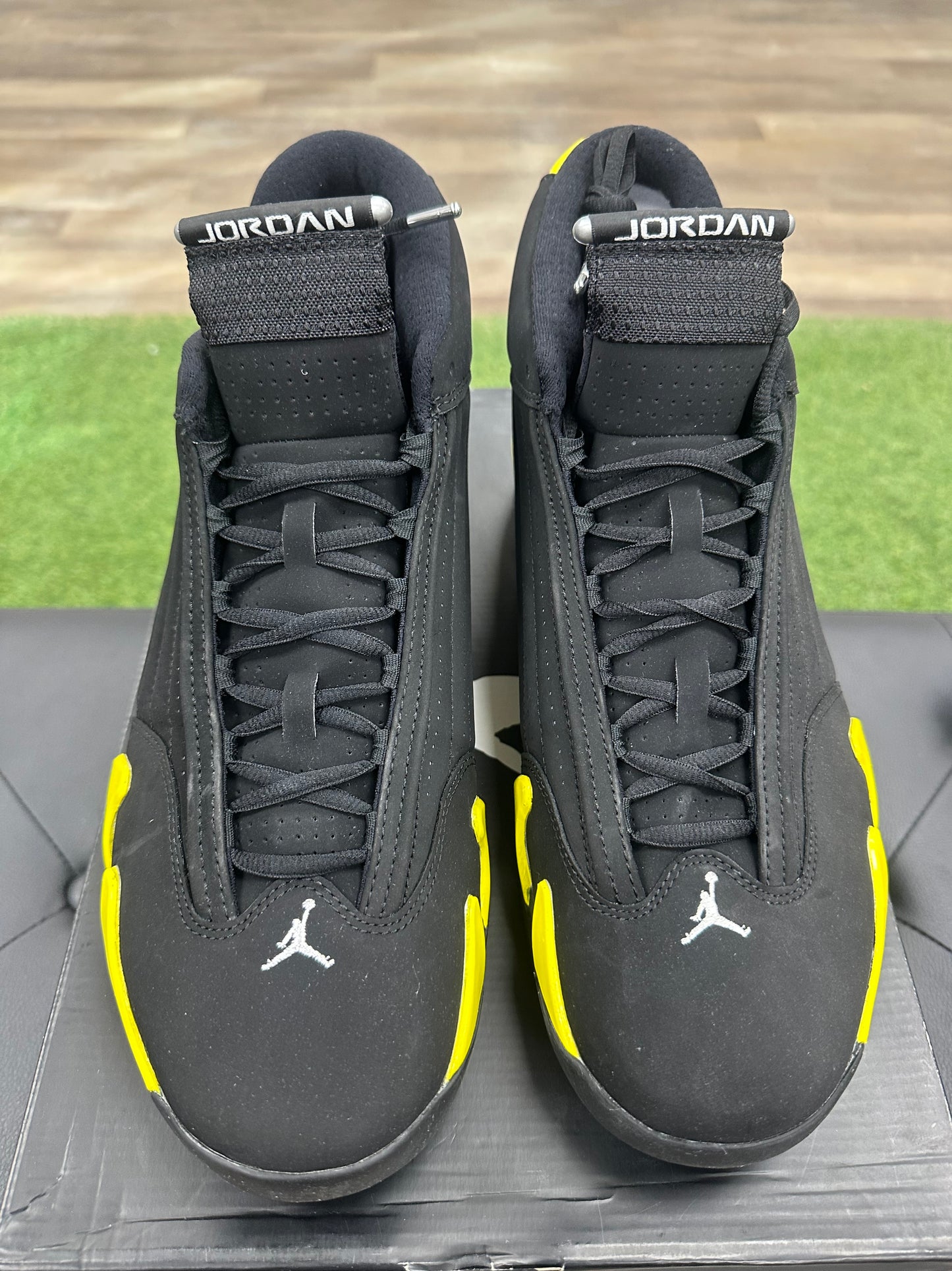 Jordan 14 Retro Thunder - Size 13