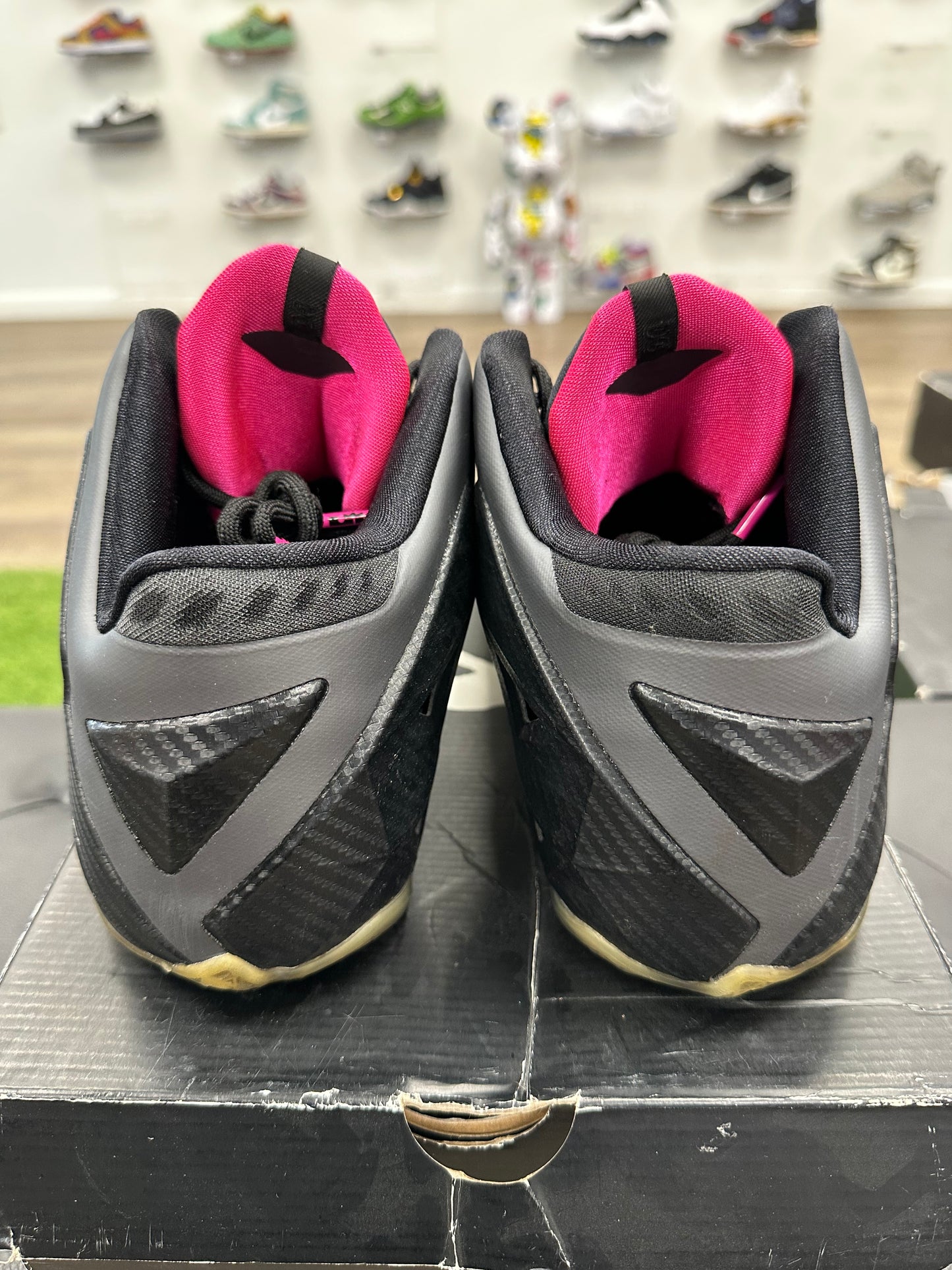 Nike LeBron 11 Miami Nights - Size 12 (U)
