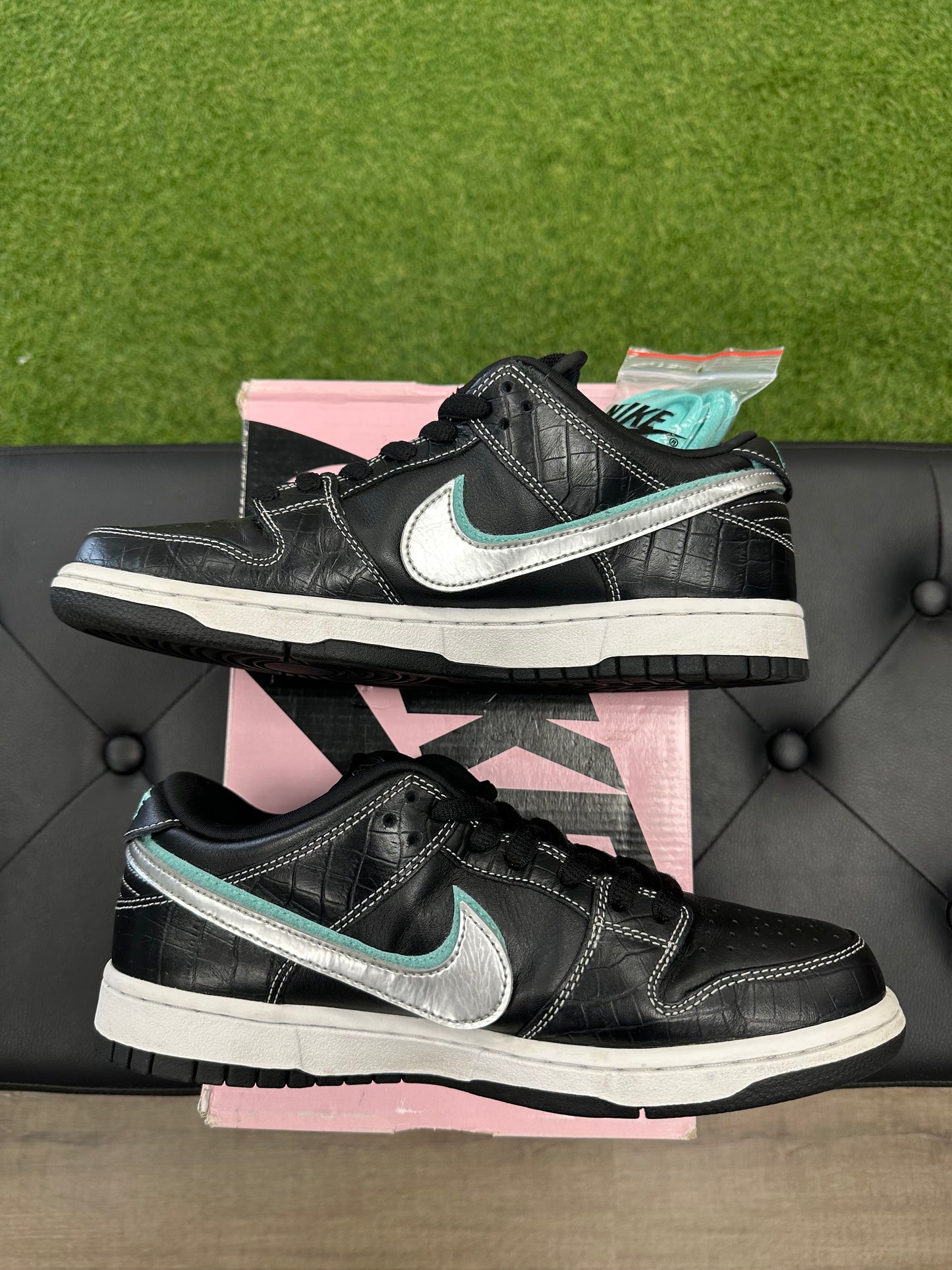 Nike SB Dunk Low Diamond Supply Co. Black Diamond - Size 9 (U)