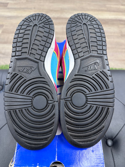 Nike SB Dunk Low Ms. Pacman - Size 8 (U)