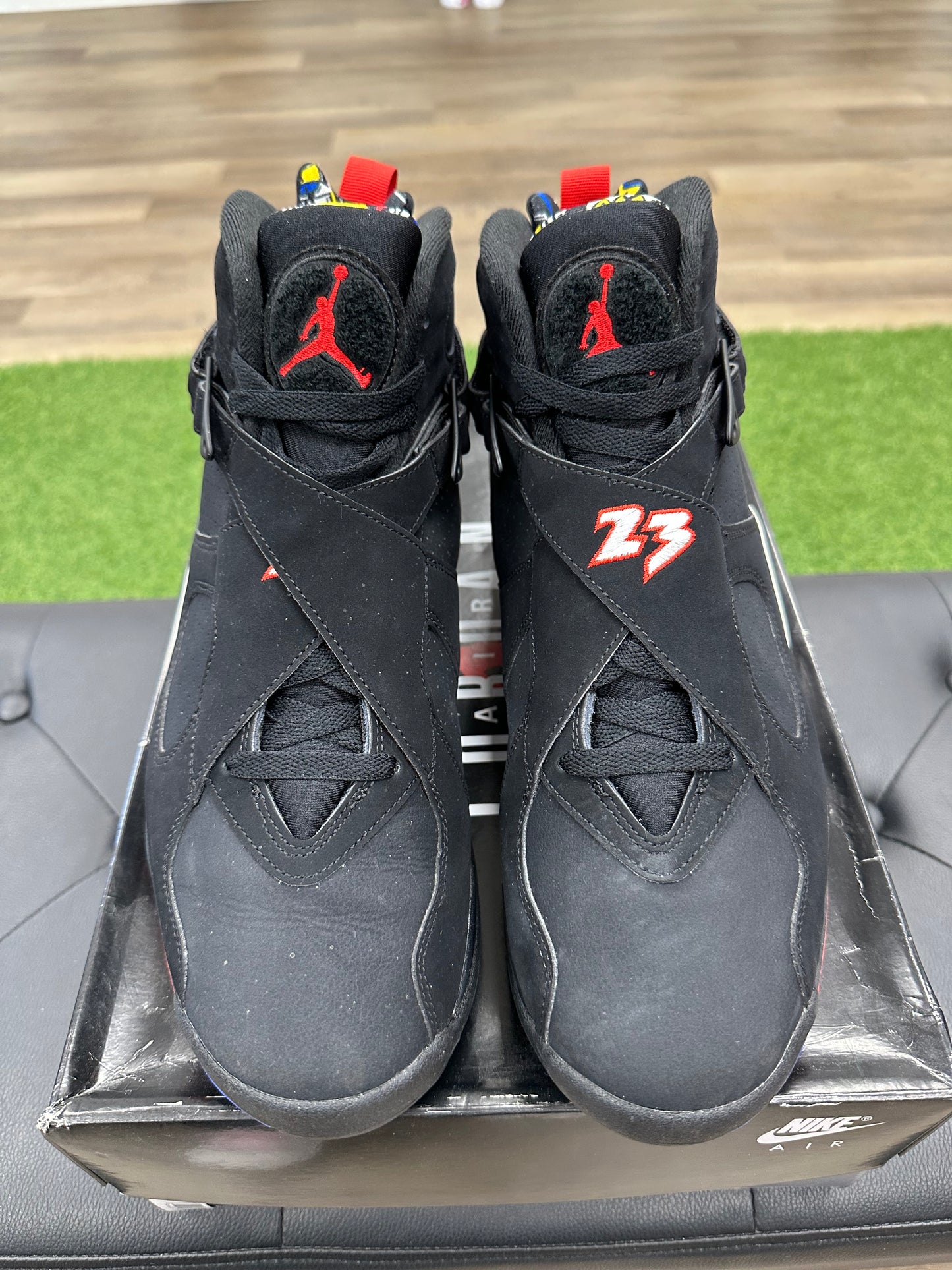 Jordan 8 Retro Playoffs (2023) - Size 12 (U)