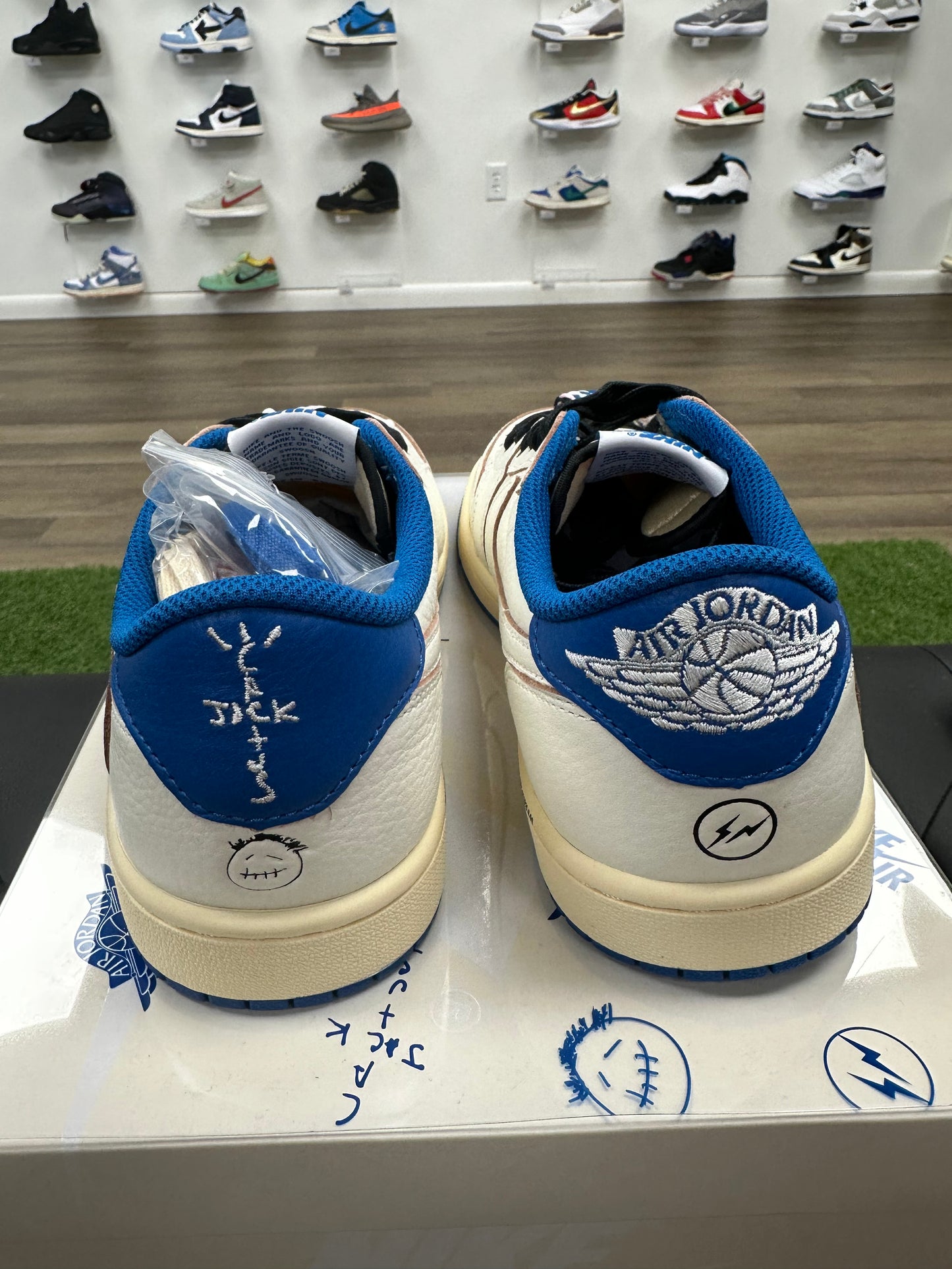 Jordan 1 Retro Low OG SP Fragment x Travis Scott Sail Military Blue - Size 8